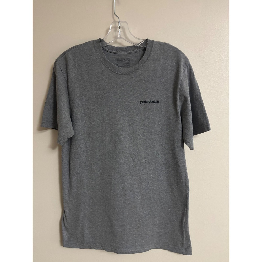 Patagonia Mens Regular Fit Fitz Roy Logo T-Shirt Heather Grey Small